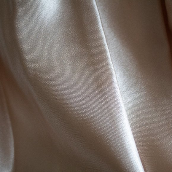 Unique Silk Top - Picture 5 of 6